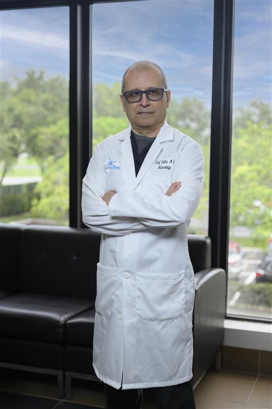 Dr. Arif Dalvi