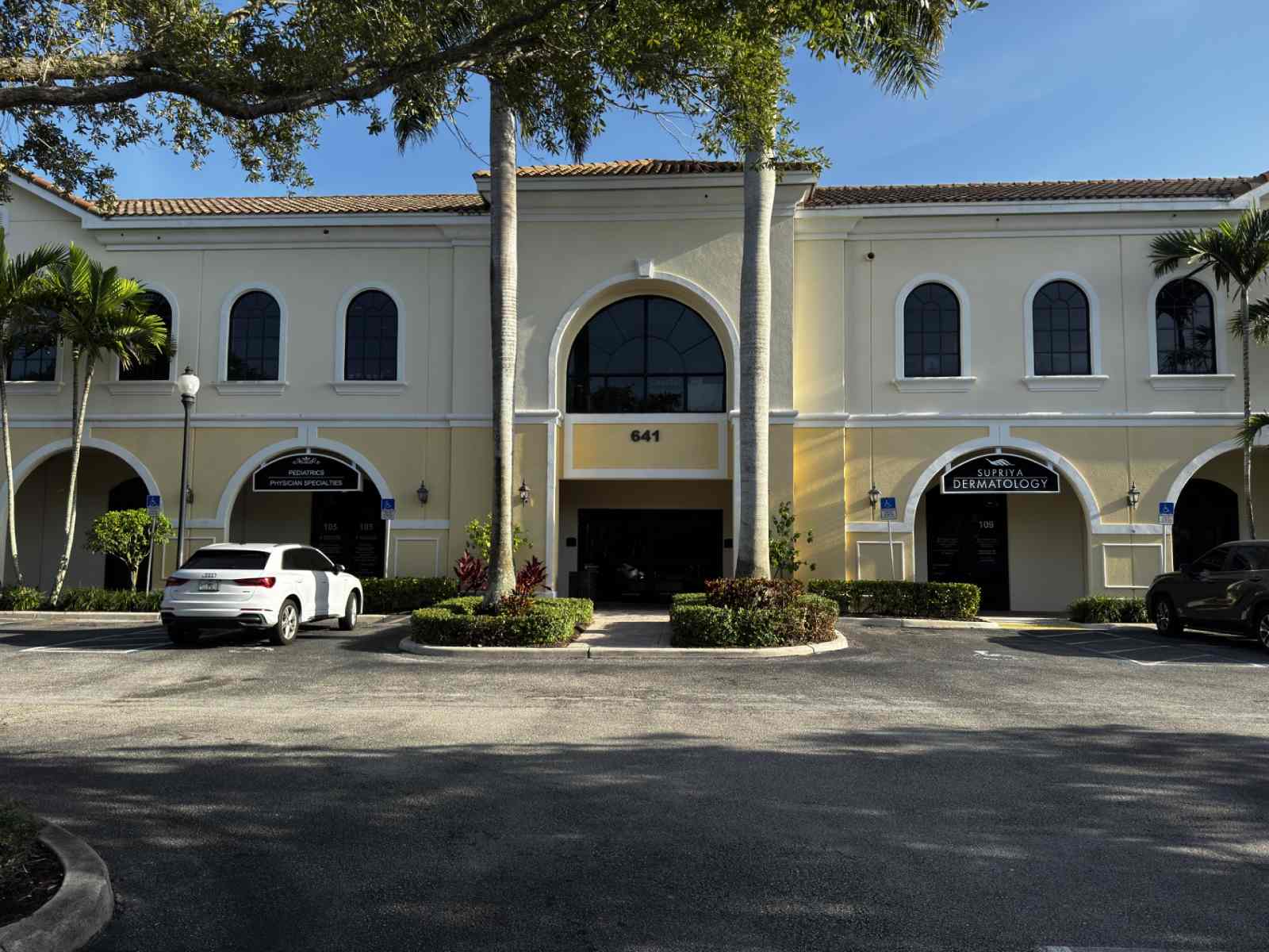 Palm Beach Sports Medicine & Orthopaedic Center - Palm Beach Health Network Physician Group